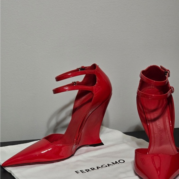 Salvatore Ferragamo Red Patent Leather Double-Strap Wedge Pumps - Picture 4 of 7